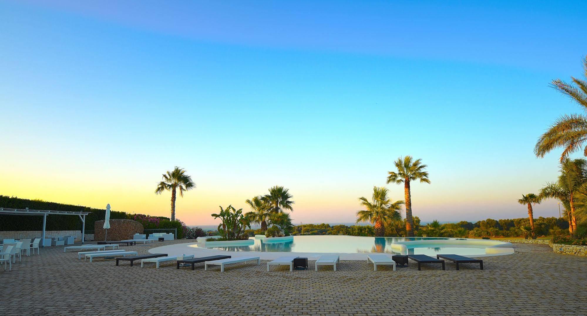 Relais Masseria Caselli Carovigno Exterior photo