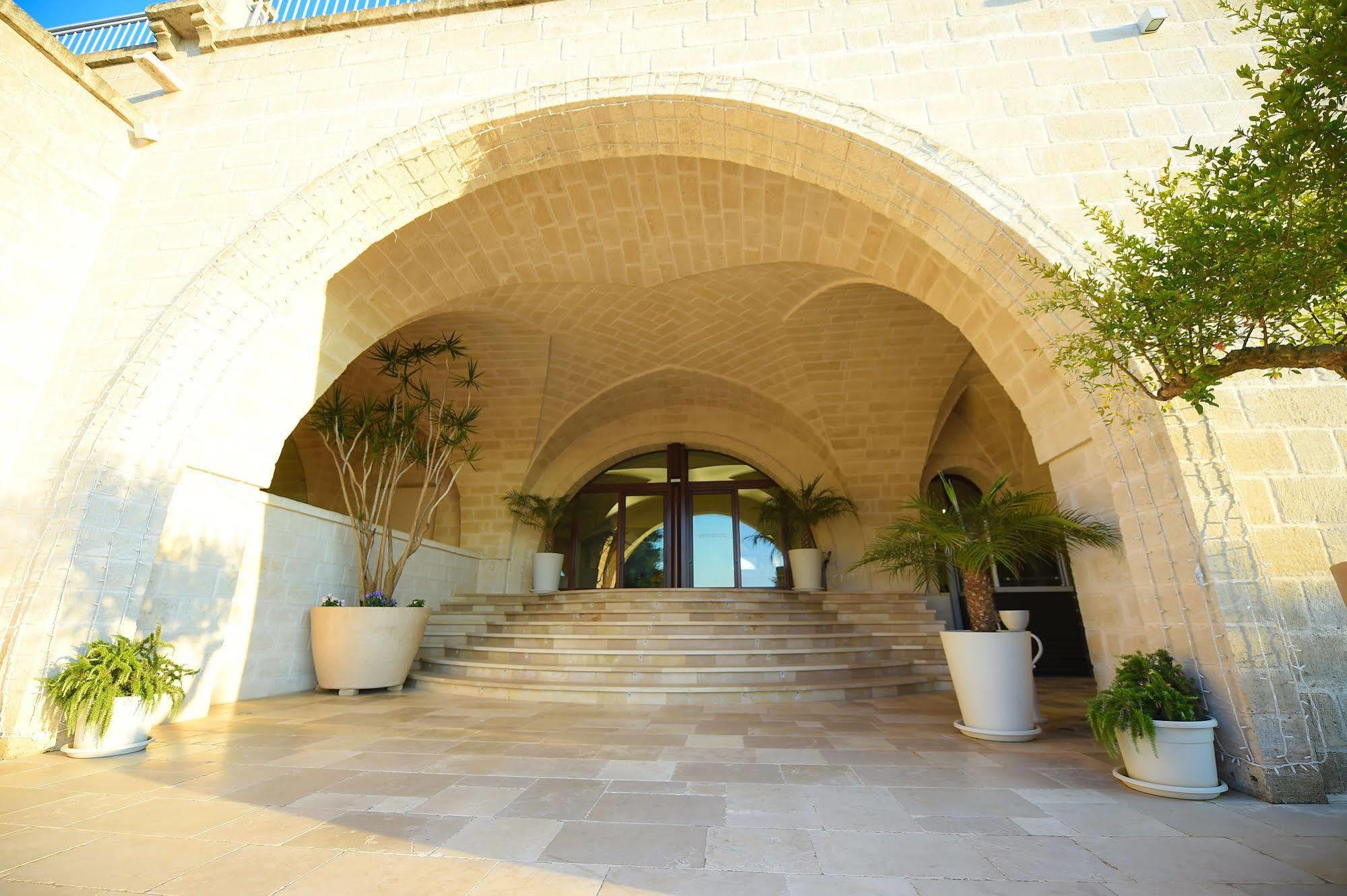 Relais Masseria Caselli Carovigno Exterior photo